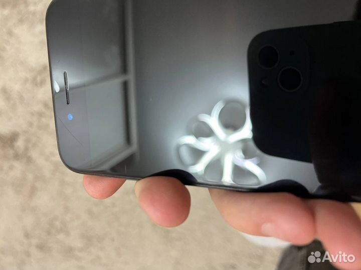 iPhone SE (2022), 64 ГБ