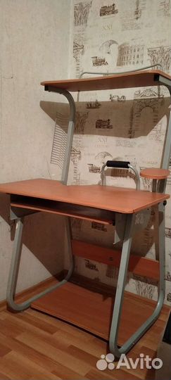 Компьютерный столик бу
