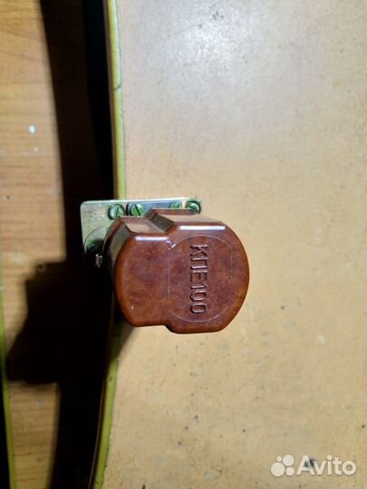 Конденсатор переменной емкости кпе100 c редуктором