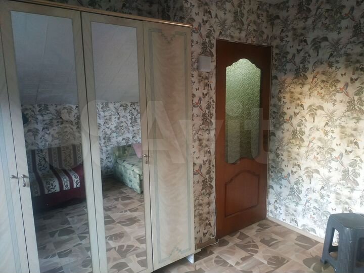 Комната 12 м² в 3-к., 2/2 эт.