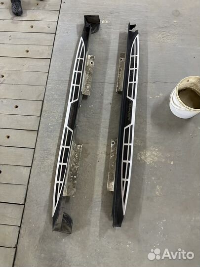 Левый оригинальный порог hyundai Grand Santa Fe