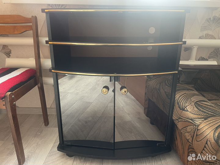 Тумба под телевизор бу