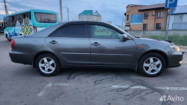 Toyota Camry 2.4 AT, 2003, 252 339 км