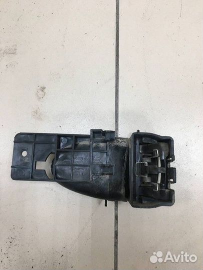 Ручка двери внутренняя задняя левая