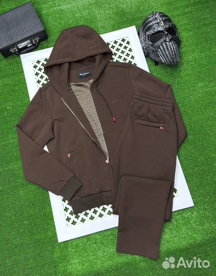 Спортивный костюм мужской