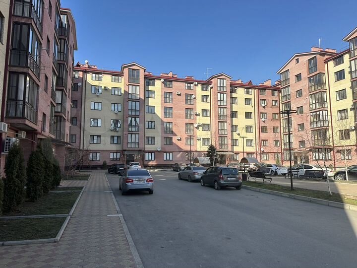 3-к. квартира, 110 м², 4/6 эт.