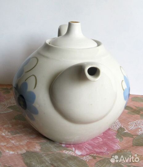 Большой фарфоровый чайник, лоз (лзфи) 1,8 л, СССР