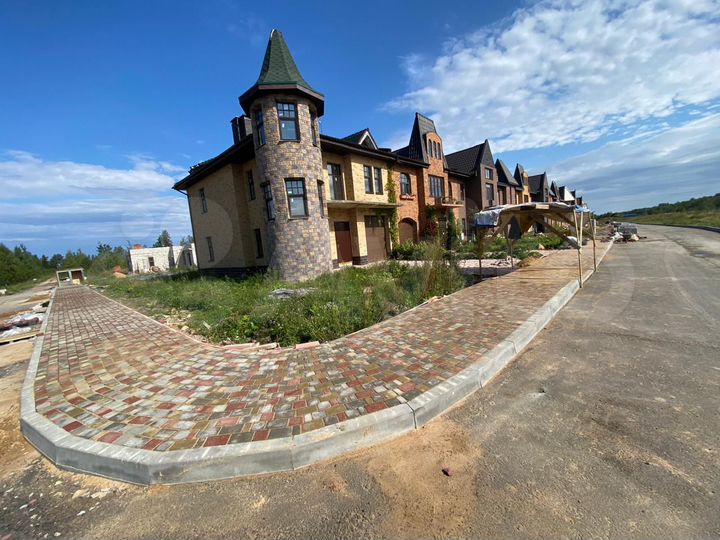 Дом 238 м² на участке 4,7 сот.