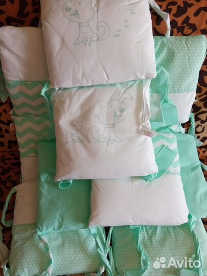 Бортики в детскую кроватку новые