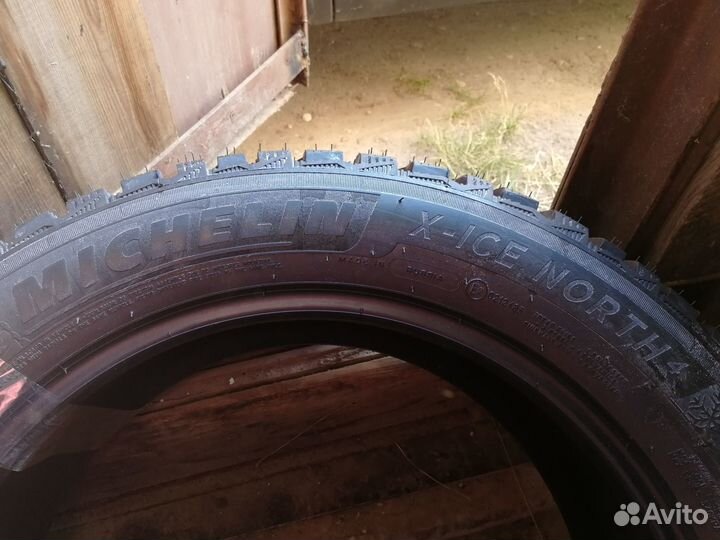 Michelin X-Ice North 4 205/55 R17 95T