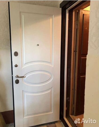 Дверь входная металлическая в квартиру, дом чб-100