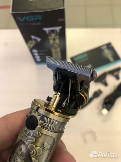 Триммер для бороды VGR V-085