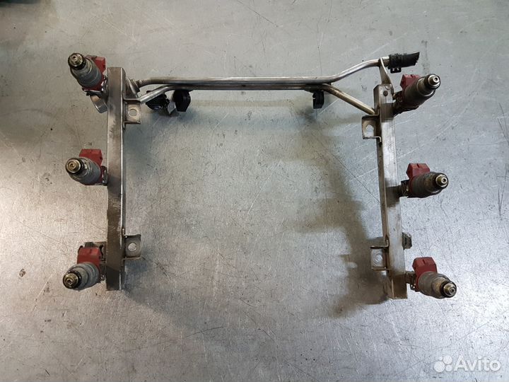 Топливная форсунка Audi VW 2,8 V6 078133551ba