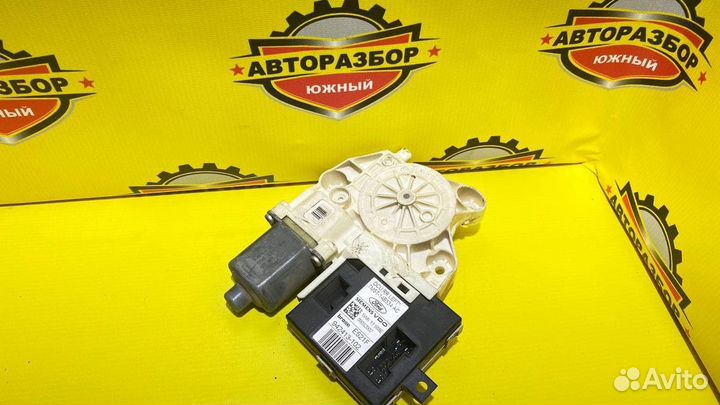 Моторчик стеклоподъемника Ford Focus