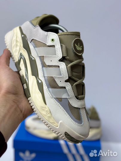 Кроссовки Adidas Niteball