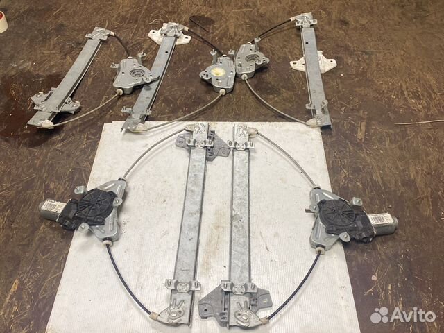 Стеклоподъемник передний Kia rio 3
