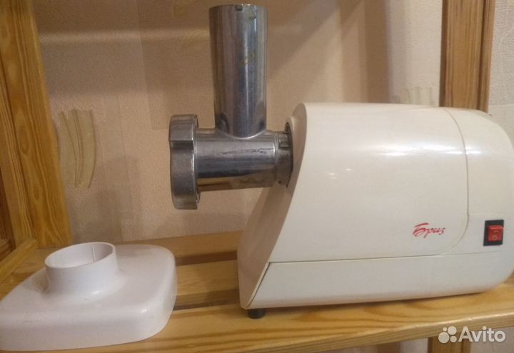 Электромясорубка