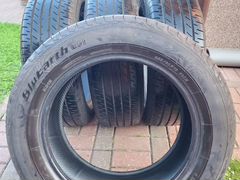 Yokohama BluEarth E51 225/60 R18