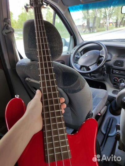 Бас гитара Rockbass by Warwick Streamer 4
