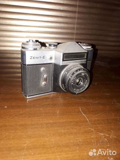 Плёночный фотоаппарат zenit-E
