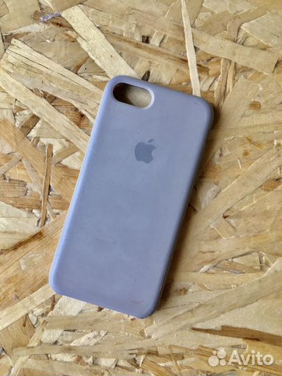 Оригинальный чехол на iPhone 8