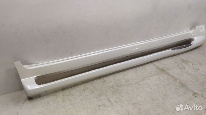 Накладка порога правая Lexus Lx570 J200 2015