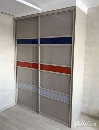 Шкаф