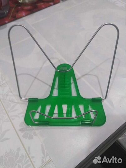 Подставка для книг