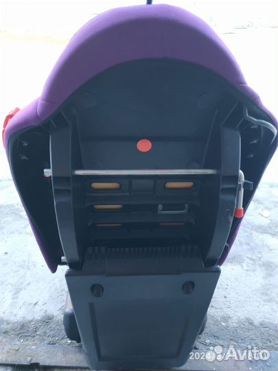 Автокресло Babyton 