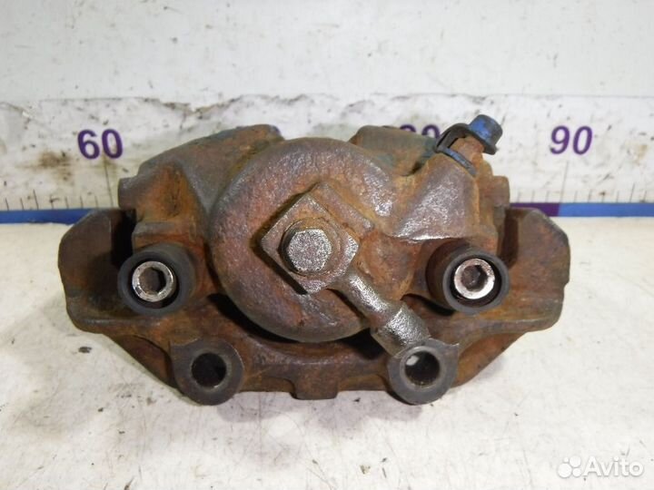 Суппорт передний правый Opel Vectra B