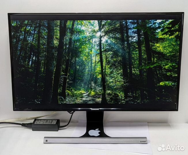 Монитор Samsung S27D590P