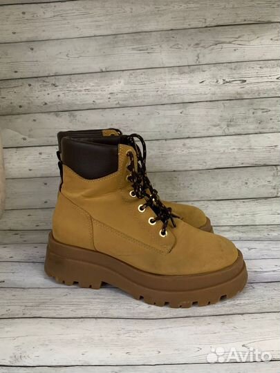 Ботинки демисезонные женские 36 размер