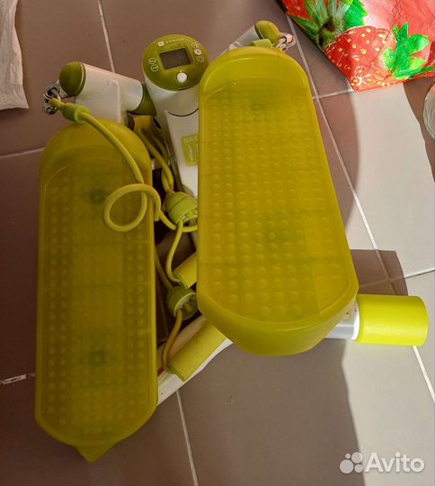 Продам тренажёр. Хорошо можно подкачать ноги