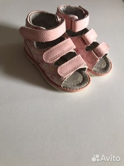 Босоножки для девочки 21
