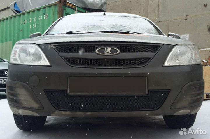 Сетка на решетку радиатора Ларгус/ LADA Largus
