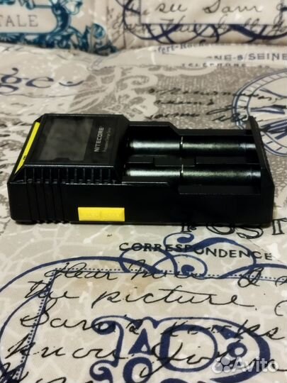Зарядное устройство nitecore D2 18650/16340 на 2*А