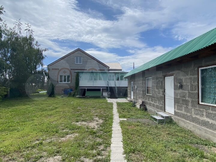 Дом 170 м² на участке 22 сот.