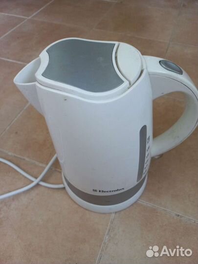 Чайник Electrolux