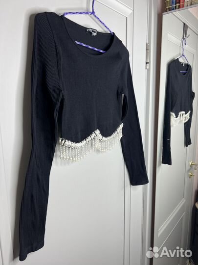 Укороченный лонгслив Zara с жемчугом