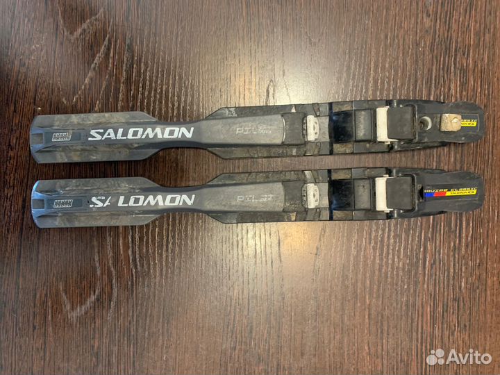 Крепления для лыж или лыжероллеров