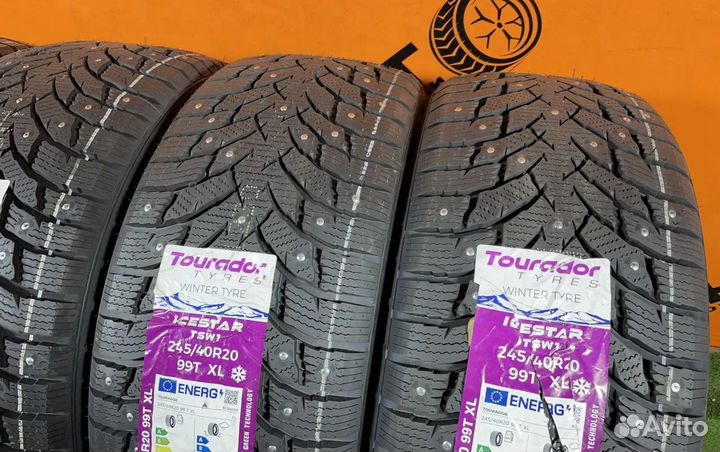 Tourador Ice Star TSW1 245/40 R20 и 275/35 R20 34U