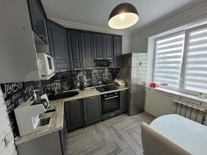 2-к. квартира, 52 м², 6/9 эт.