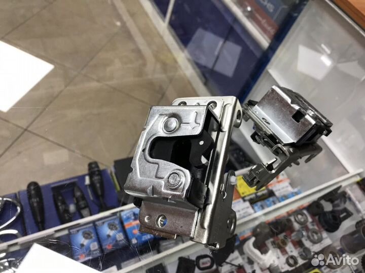 Замок двери Daewoo Nexia