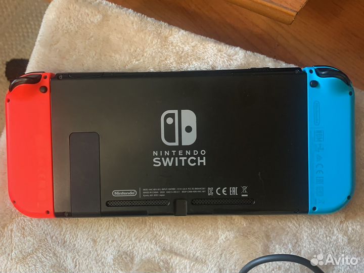 Nintendo switch rev 1 много игр