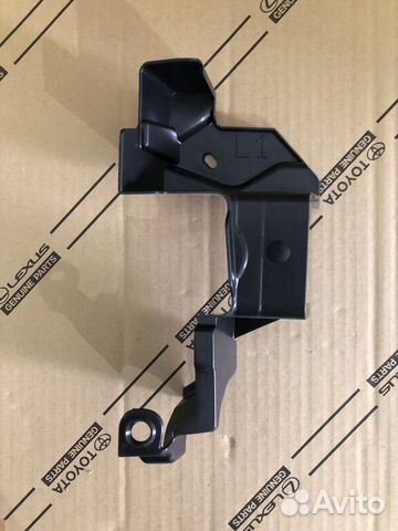 Toyota Land Cruiser 300 Дефлектор радиатора