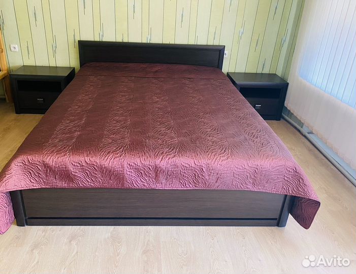 Спальный гарнитур бу