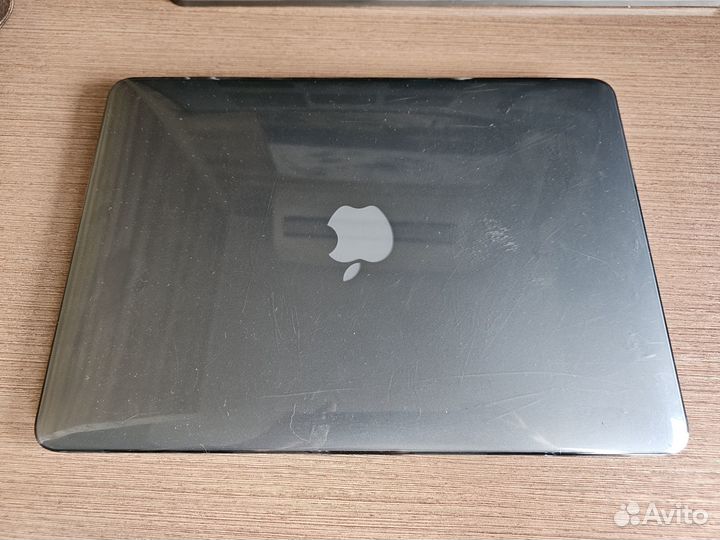 Macbook air 13 early 2015 i7 8/512