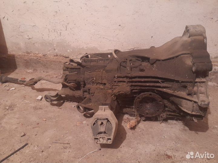 Коробка передач на Audi 100 2.3
