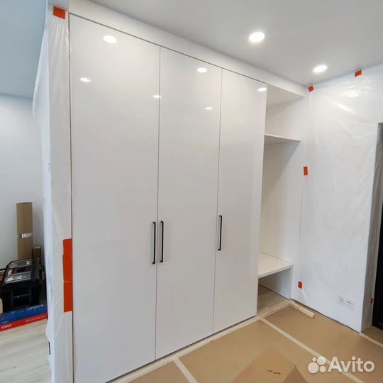 Шкафы купе на заказ от производителя