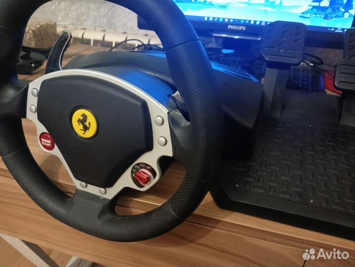 Игровой руль thrustmaster